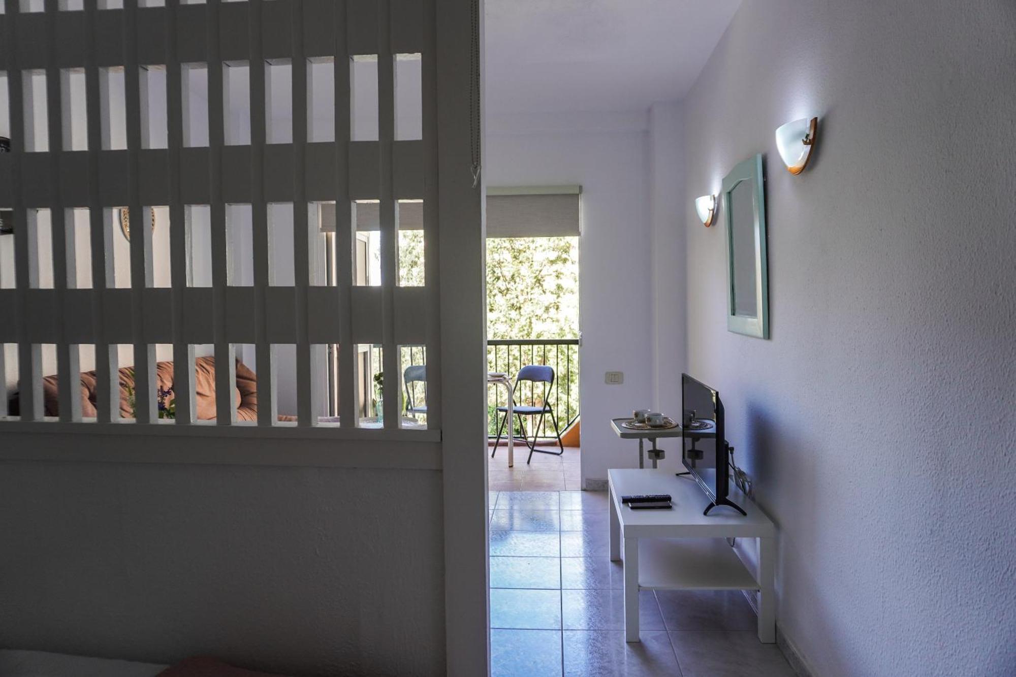 Modern Close To The With Pool Apartamento Puerto de la Cruz (Tenerife)