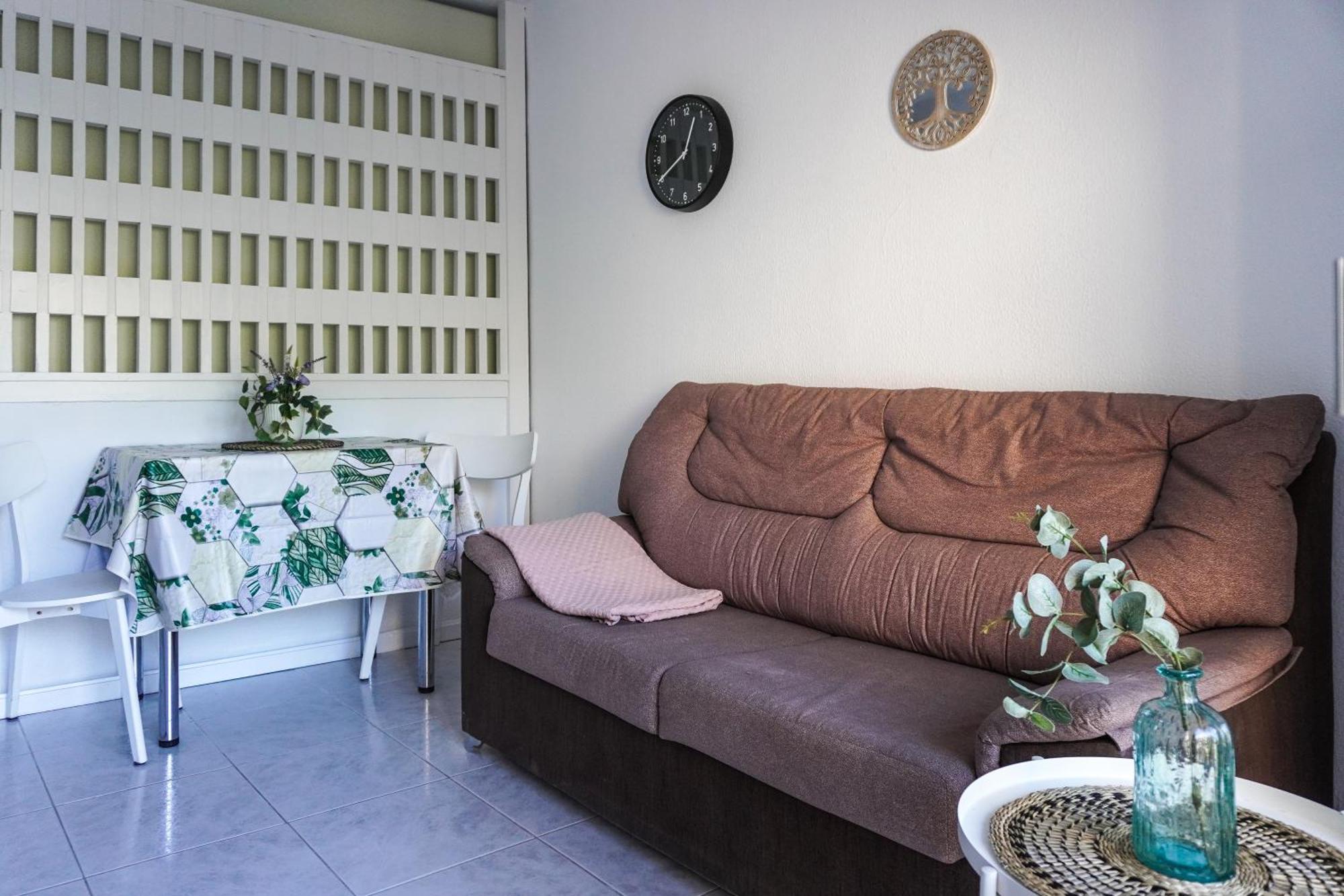 Appartement Modern Close To The With Pool *